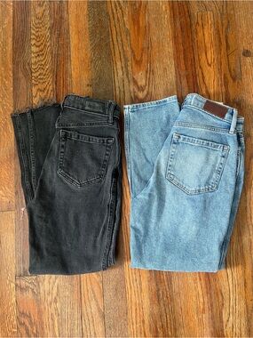 2 pairs of Hollister mom jeans